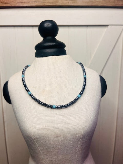 𝒟𝓊𝓈𝓉𝓎 𝒯𝓇𝒶𝒾𝓁